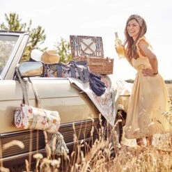 Picknickdecke L 175 X B 154cm BETWEEN FLOWERS In Dunkelblau 18 Picknickdecke L 175 X B 154cm BETWEEN FLOWERS In Dunkelblau -Hausdiscounter butlers picknickdecke l 175 x b 154cm between flowers in dunkelblau 8